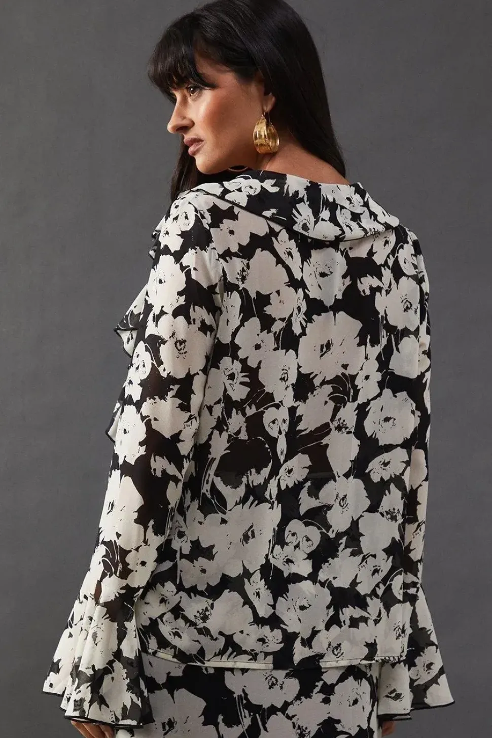 Floral Chiffon Ruffle Front Blouse