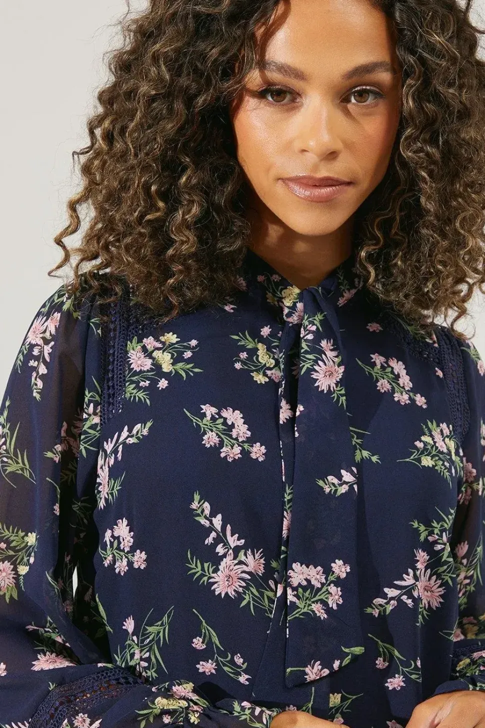Floral Lace Trim Blouse