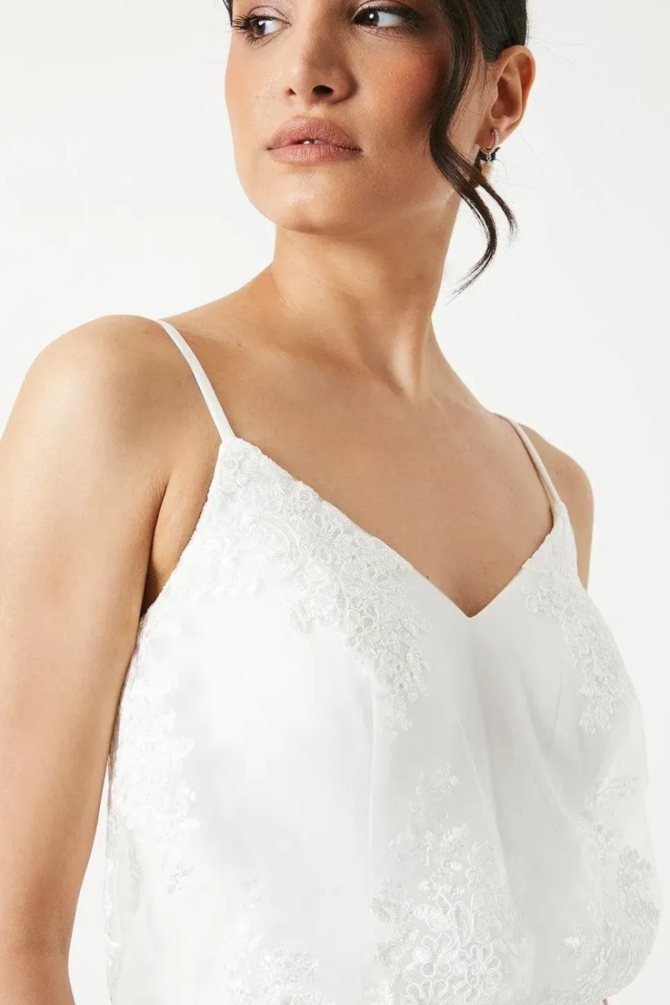 Floral Mesh Fitted Wedding Dress