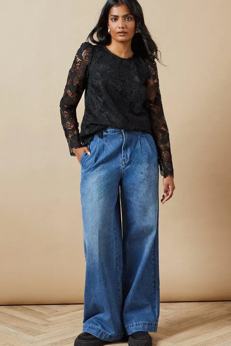 Floral Premium Lace Longsleeve Top