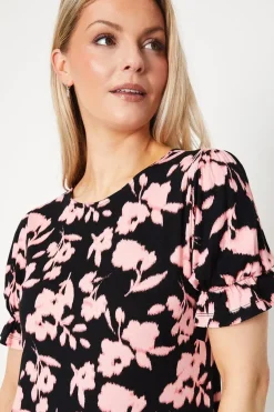 Floral Printed Jersey Short Sleeve Shift Dress