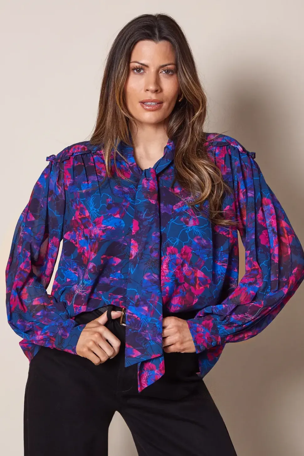 Floral Print Tie Front Blouse