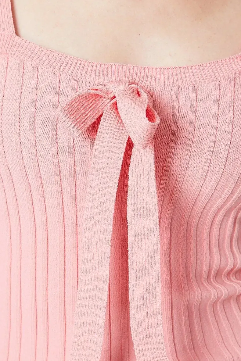 Frill Sleeve Knitted Vest With Tie Detail