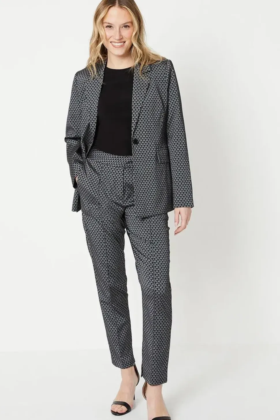 Geo Jaquard Tapered Trouser