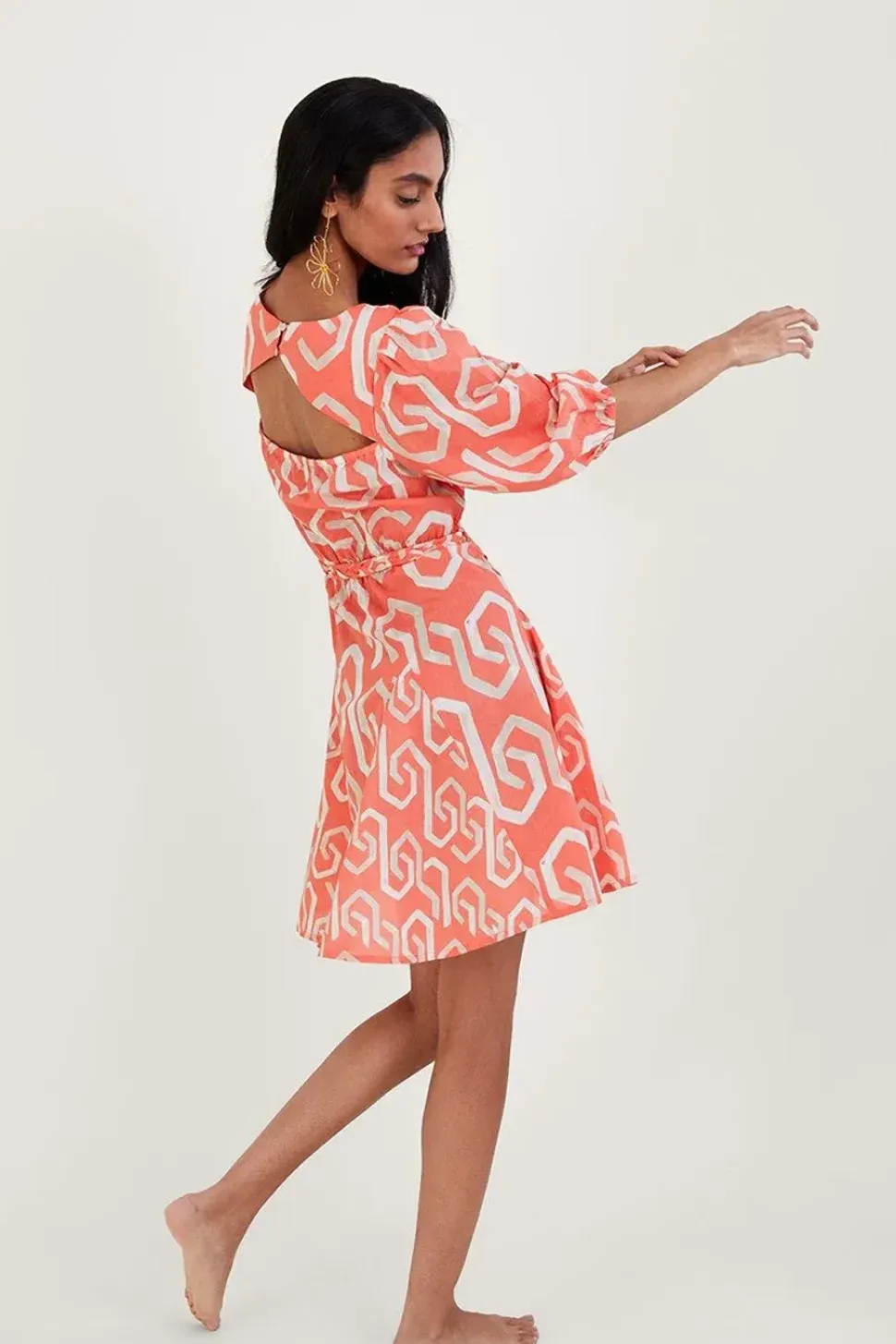 Geometric Print Cut-Out Back Short Dress