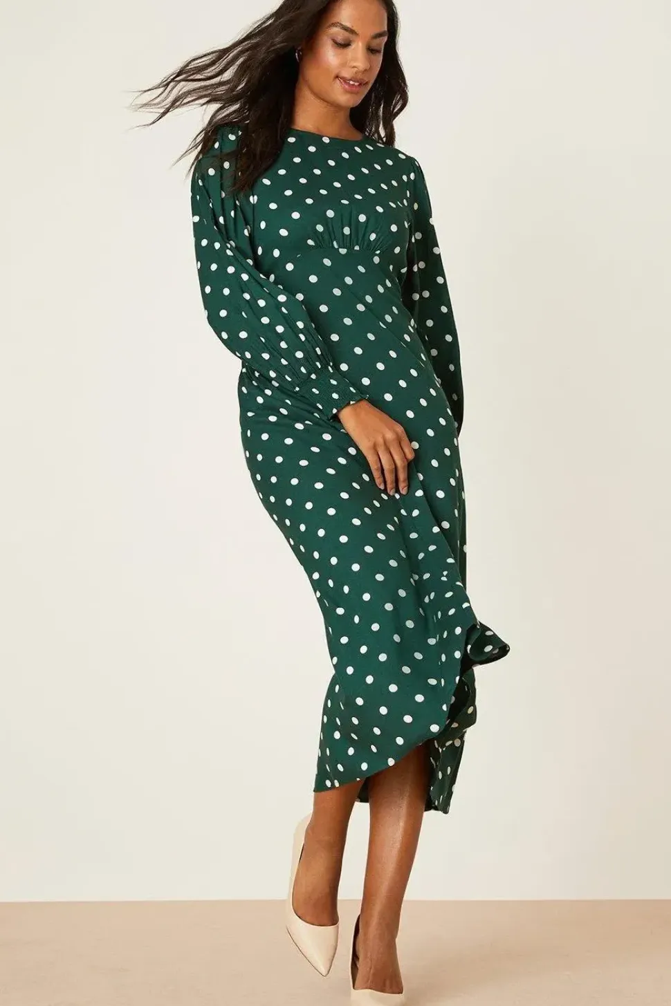 Green Spot Long Sleeve Shirred Cuff Midi Dress