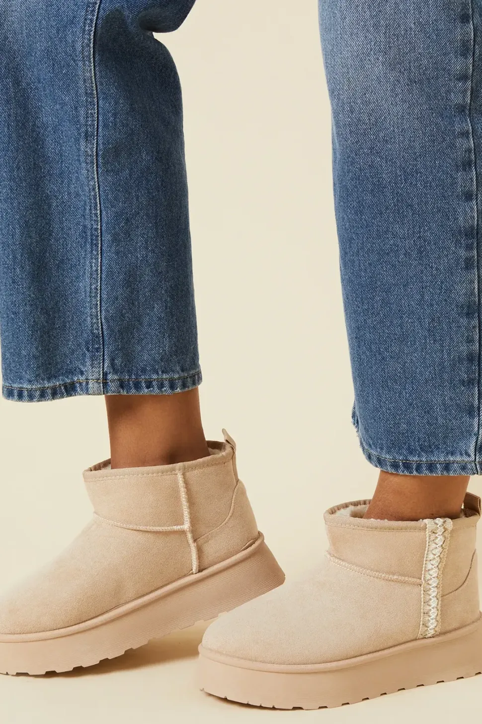 Hania Suedette Faux Fur Lined Stitch Detail Cosy Chunky Flatform Ankle Boots