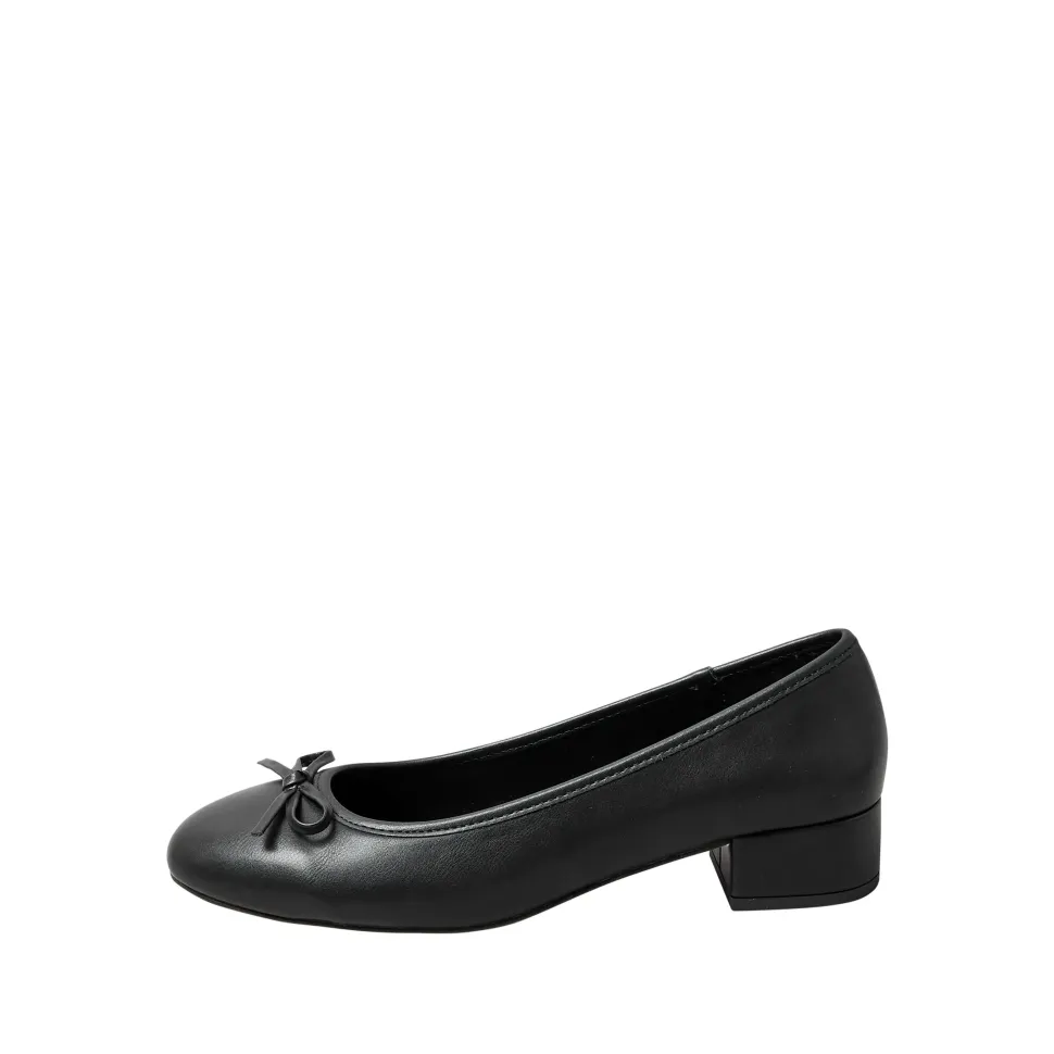 Heeled Ballet Pumps