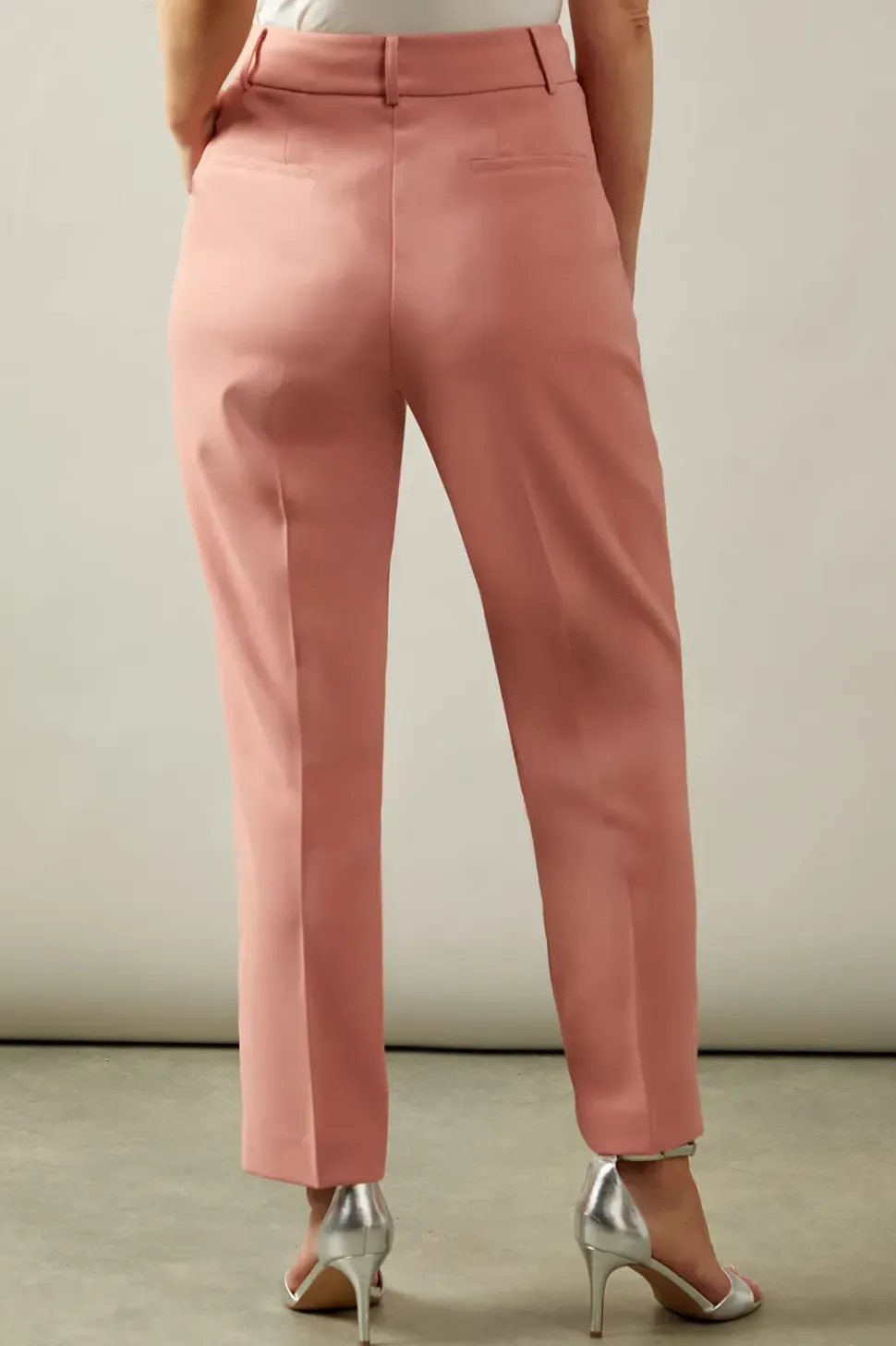 Horn Button Tapered Trousers