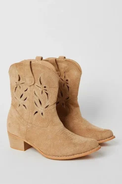 Jerri Cutout Detail Western Cowboy Boots