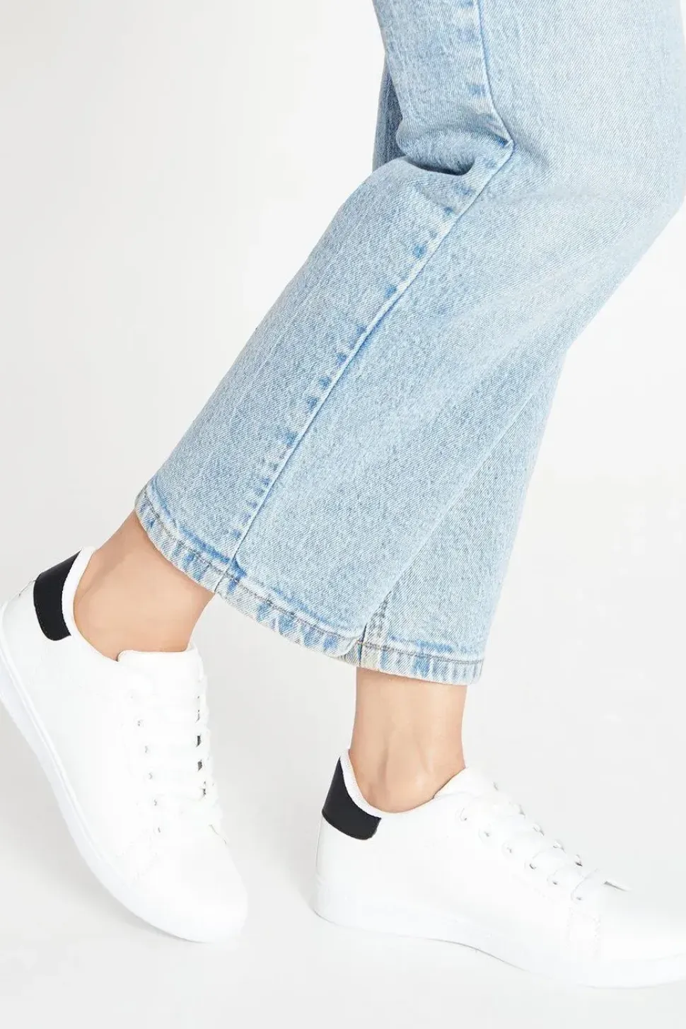 Kellies Lace Up Trainers