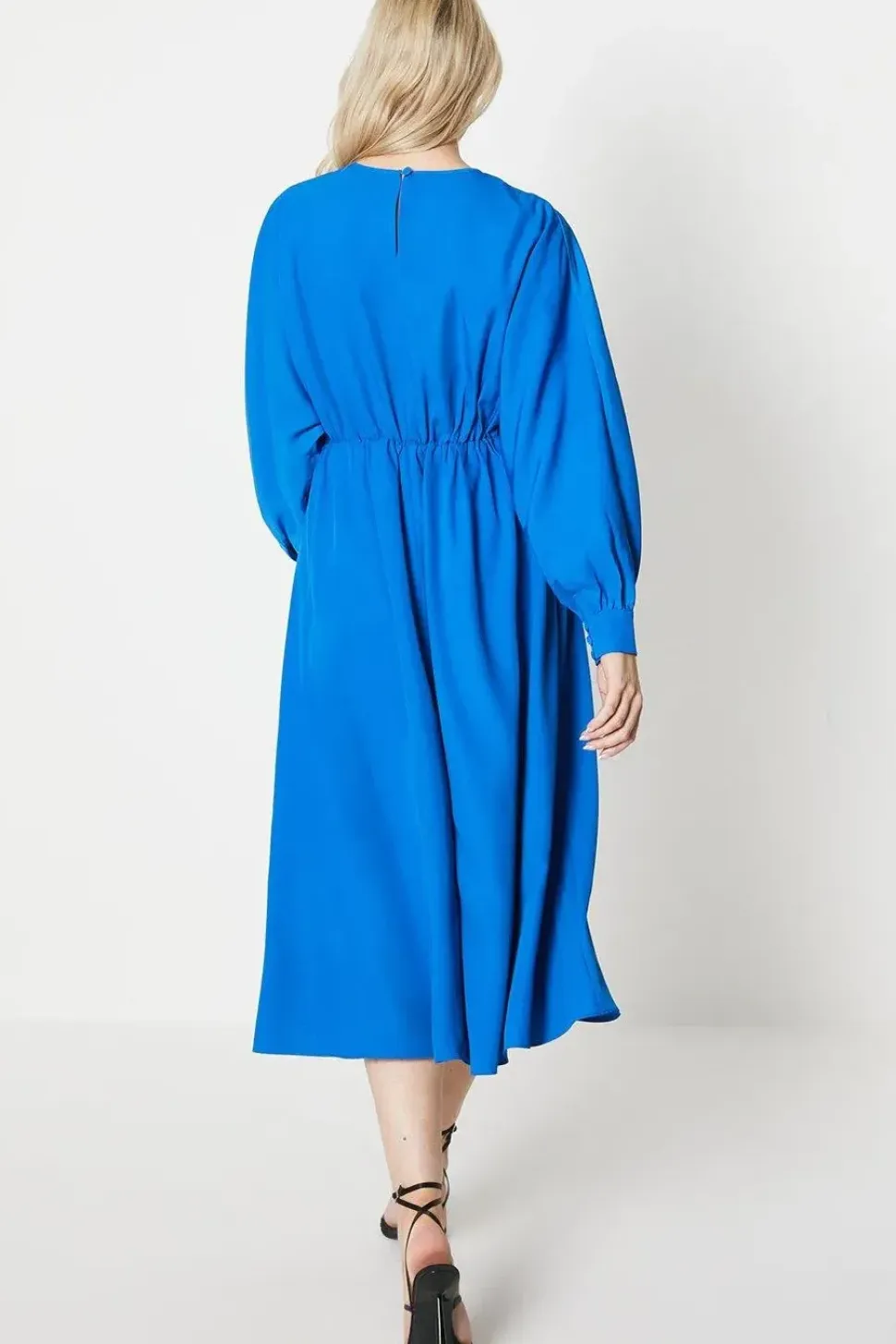 Keyhole Blouson Sleeve Midi Dress