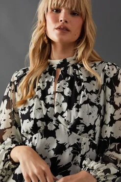 Keyhole High Neck Midaxi With Peplum Hem