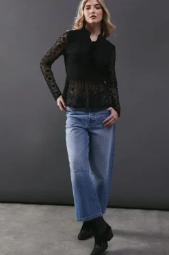 Lace Contrast Tie Front Blouse