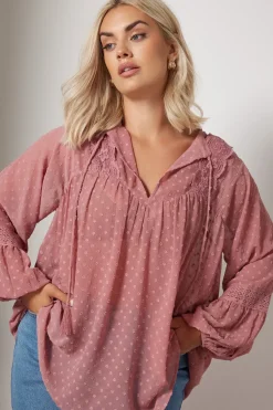 Lace Detail Dobby Blouse
