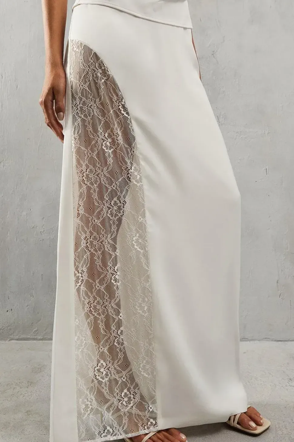 Lace Insert Column High Waist Maxi Skirt