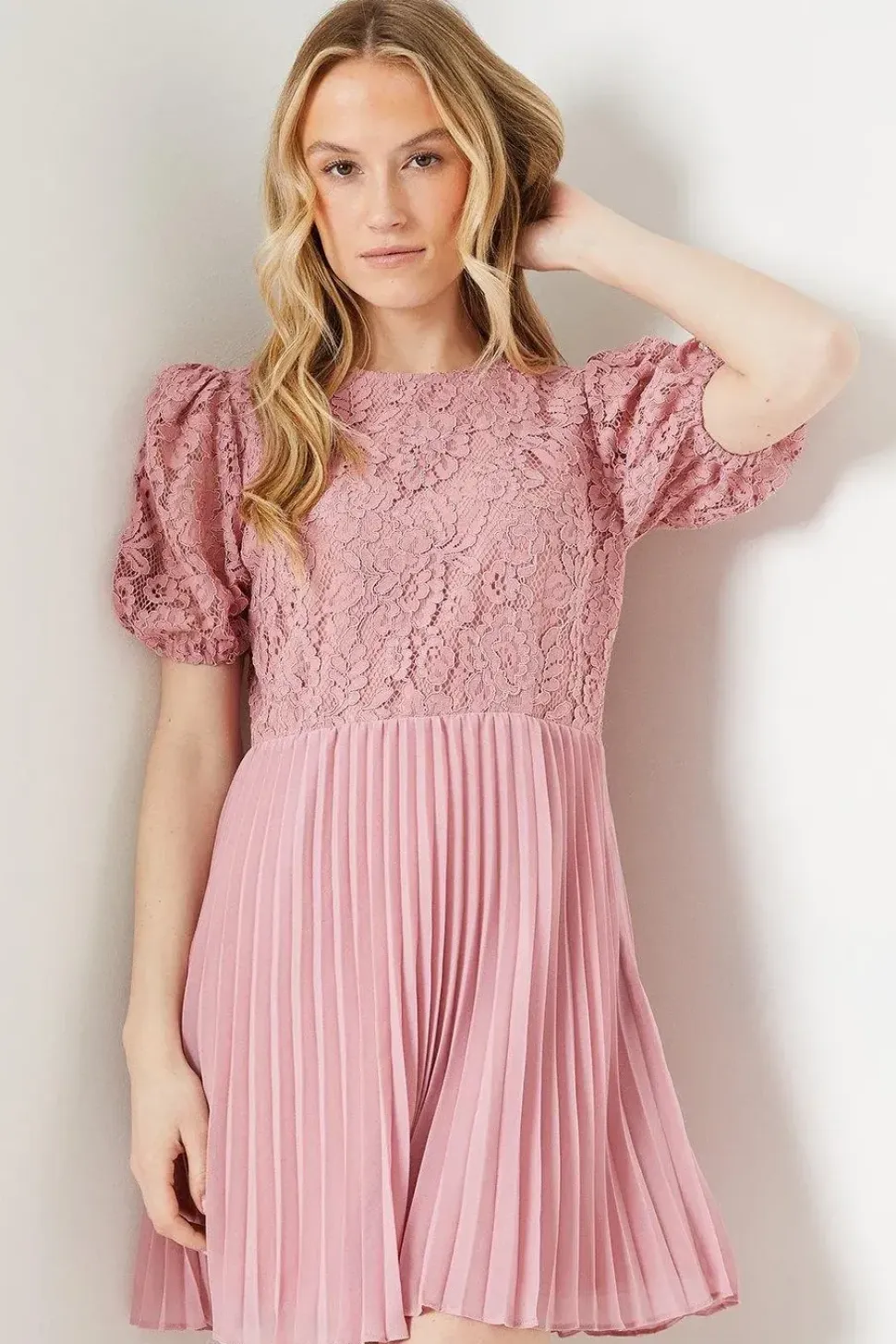Lace Pleated Chiffon Mini Dress