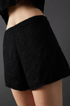 Lace Scallop Hem High Waisted Short