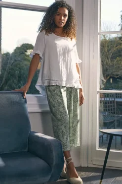 Leaf Print Pleat-Front Wide Leg Culottes