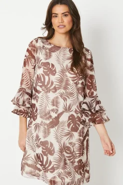 Leaf Print Sleeveless Shift Dress
