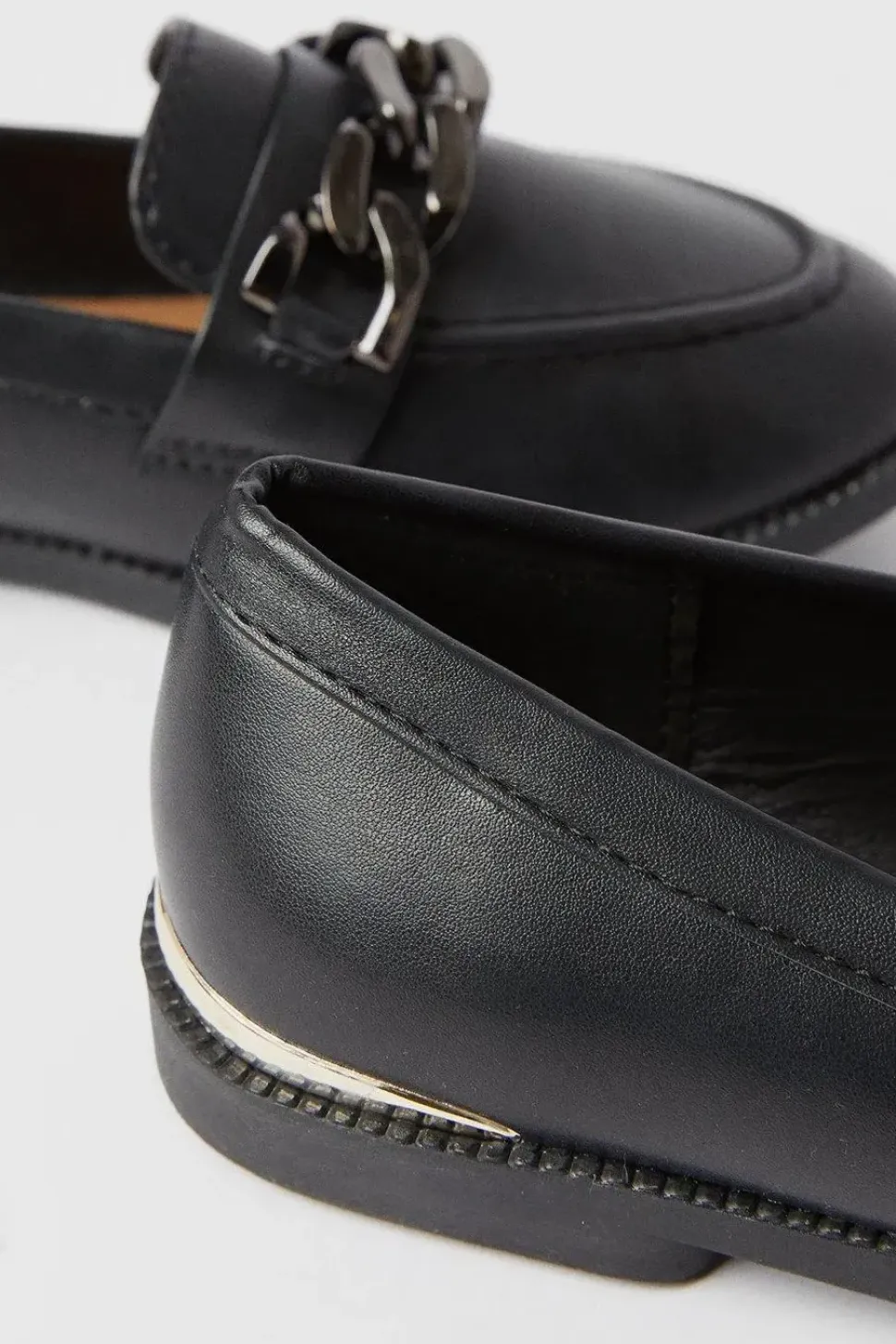 Leila Chain Loafers