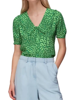 Leopard Petals Collar Top-