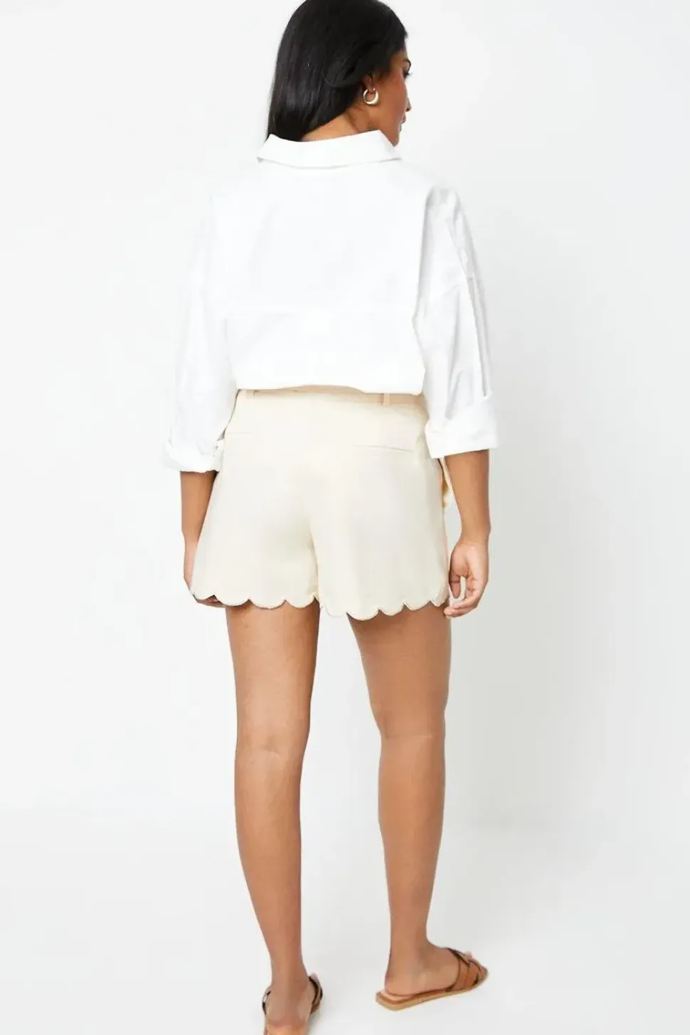 Linen Belted Tailored Shorts