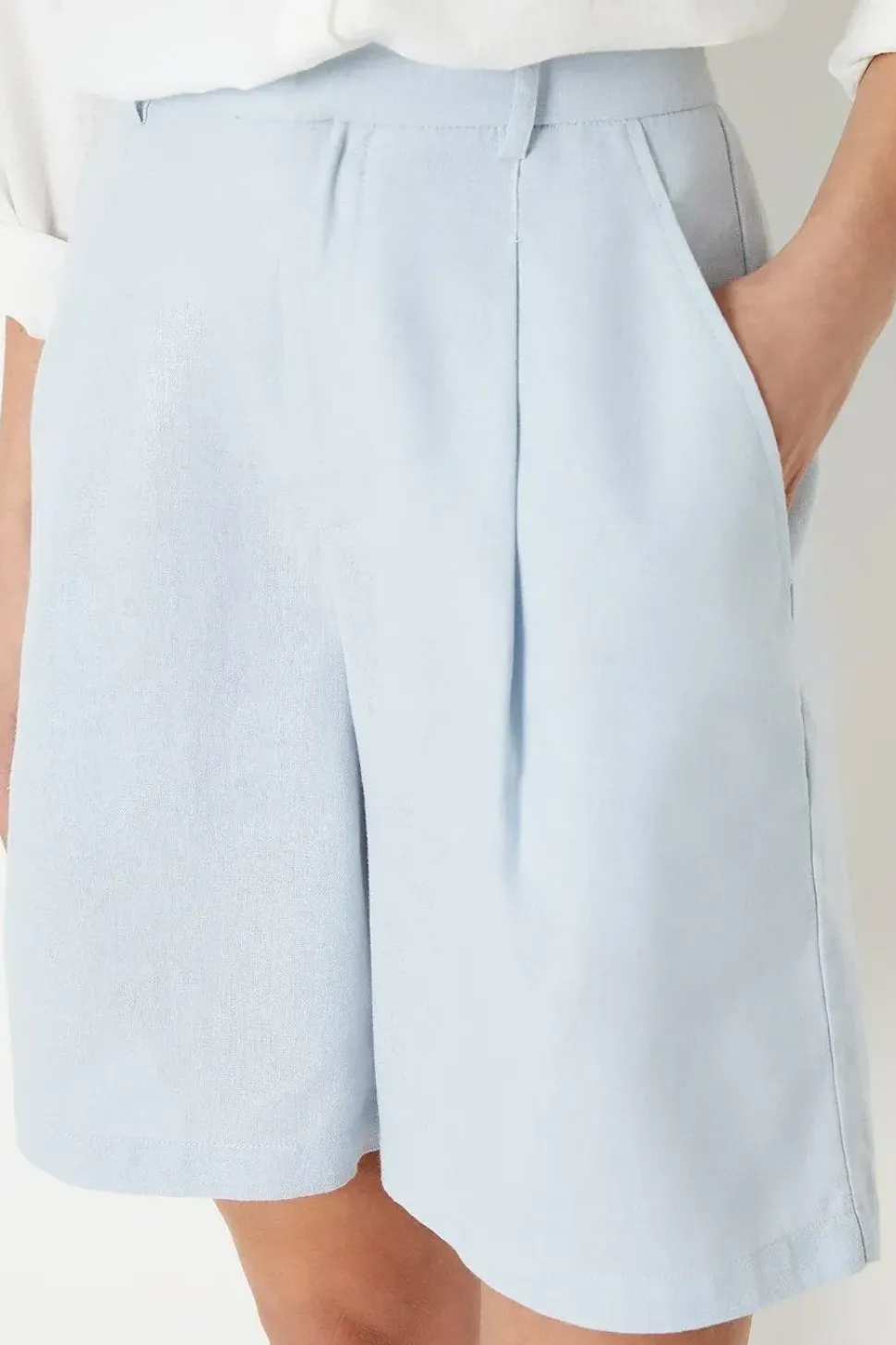Linen Look Short