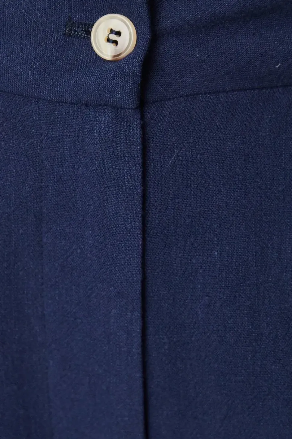 Linen Tailored Shorts
