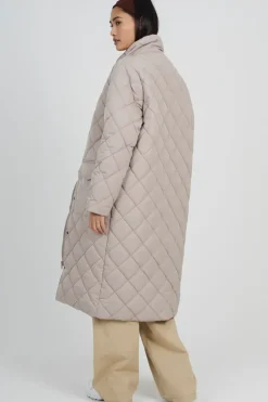 Long Diamond Quilted Jacket