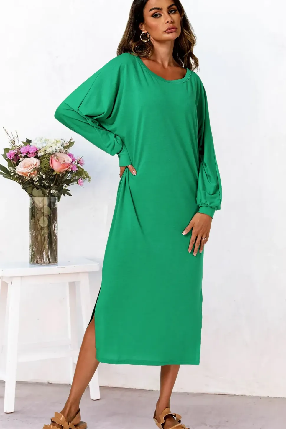 Long Sleeves Scoop Neckline Slit Hem Midi Dress In Green