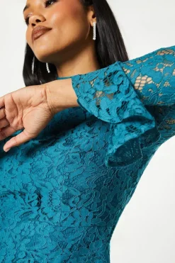 Long Sleeve Tiered Ruffle Lace Midi Dress