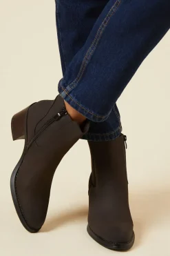 Maelle Faux Nubuck Medium Block Heel Chelsea Boot