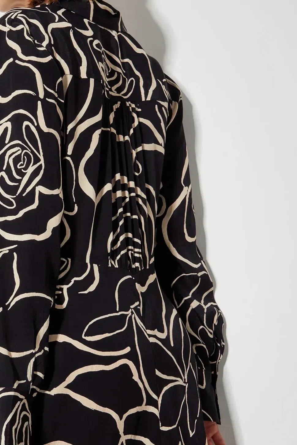 Mary Monochrome Floral Midi Shirt Dress Black