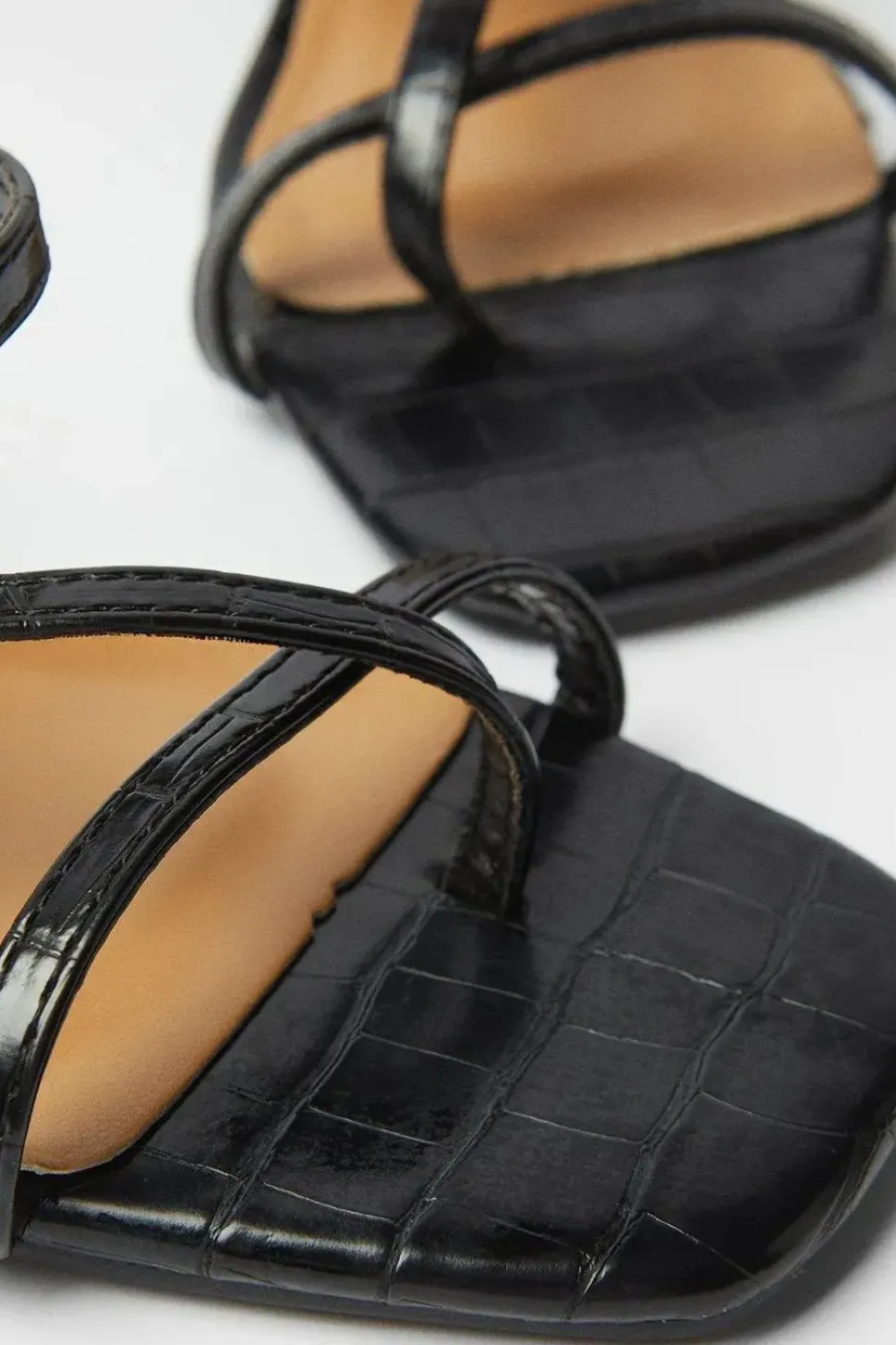 Mazzy Croc Kitten Heel Toe Thong Mule