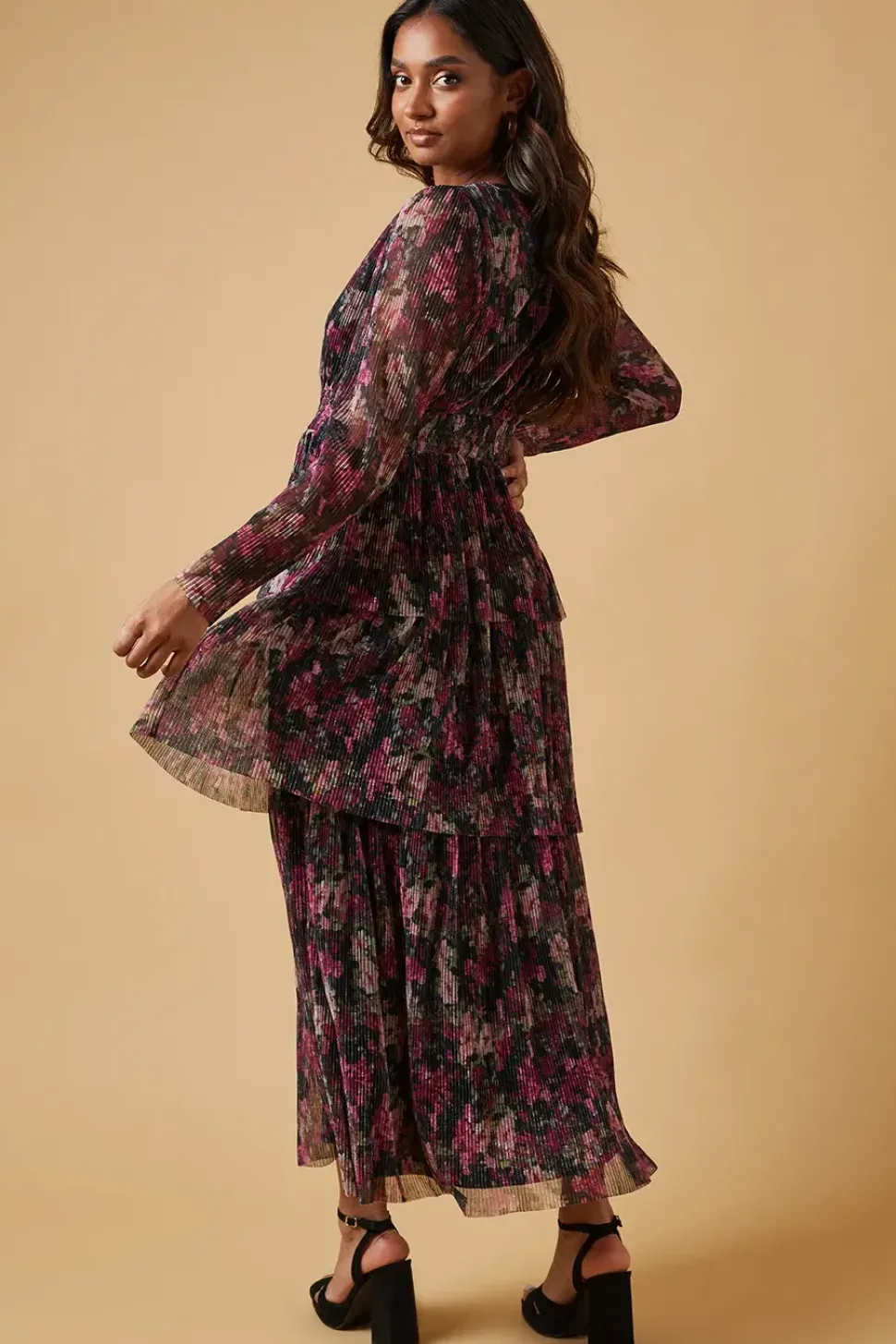 Metallic Plisse Shirred Waist Tiered Maxi Dress