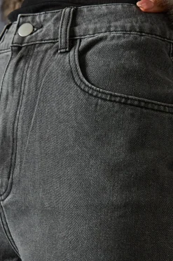 Mid Rise Baggy Relaxed Denim Jeans