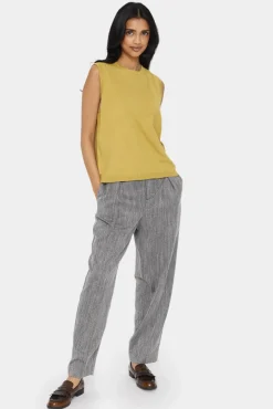 MilaSZ Sleeveless Knitted Crew Neck Vest-