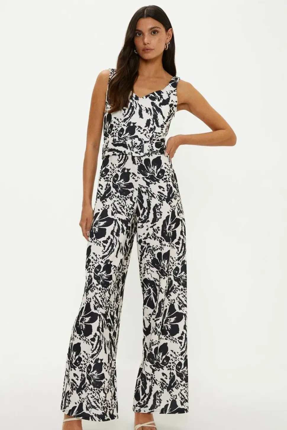 Mono Floral Sweetheart Neck Belted Jumpsuit