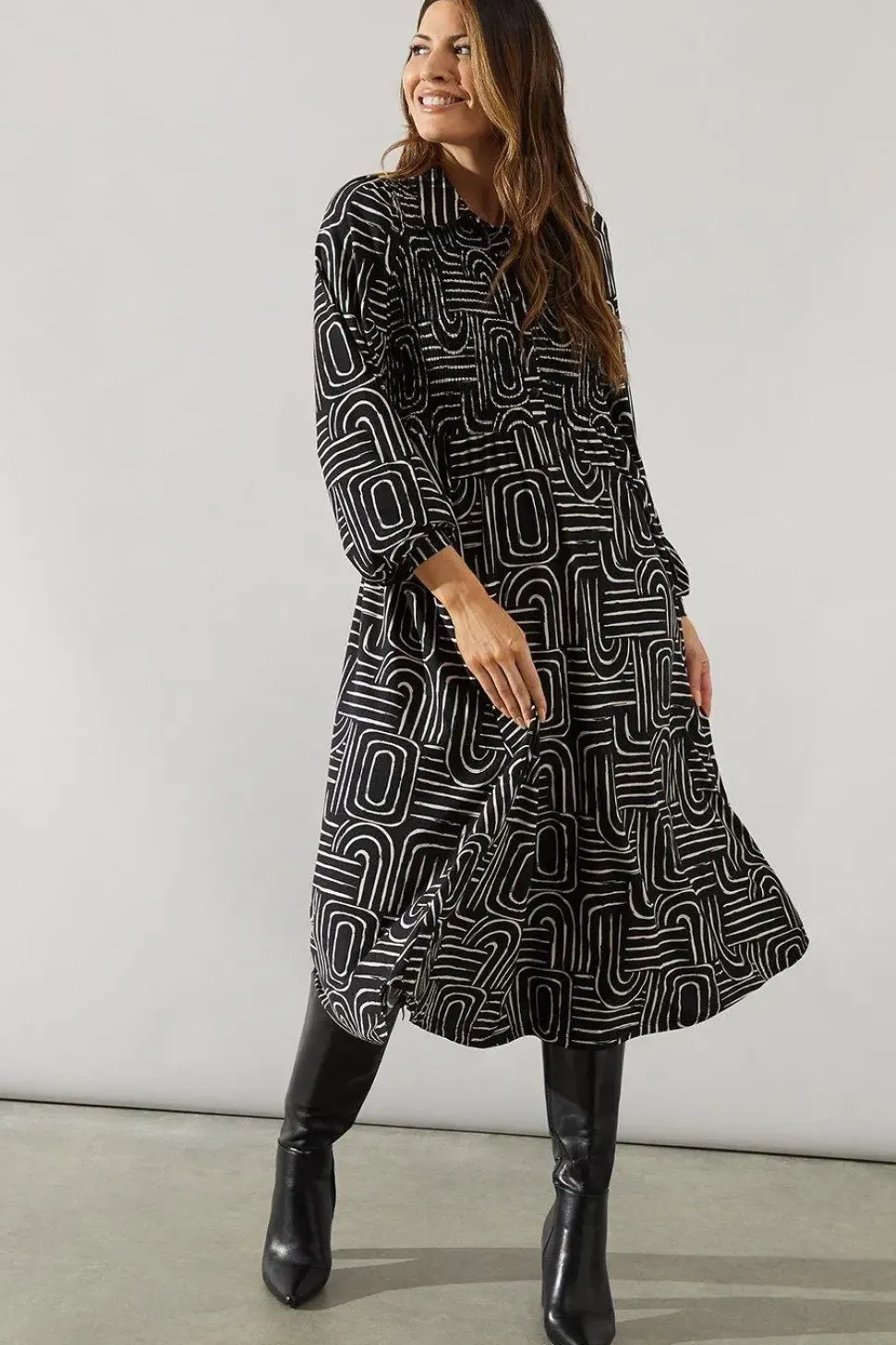 Mono Geo Collared Midi Dress