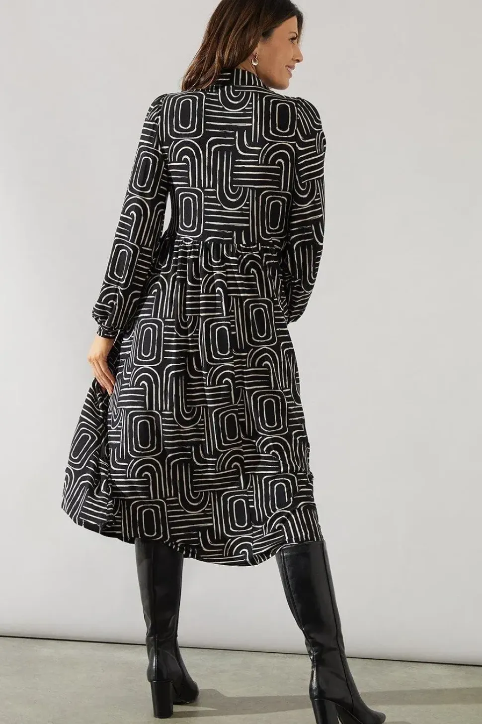 Mono Geo Collared Midi Dress