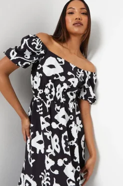 Mono Shirred Waist Square Neck Midi Dress