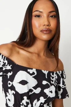 Mono Shirred Waist Square Neck Midi Dress