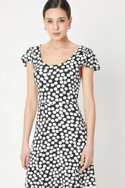 Mono Spot Scoop Neck Flutter Sleeve Mini Dress