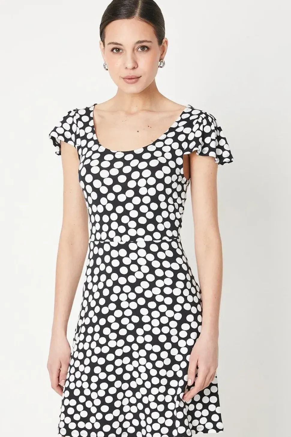 Mono Spot Scoop Neck Flutter Sleeve Mini Dress