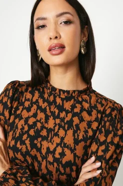 Neutral Abstract Print Blouson Sleeve Top