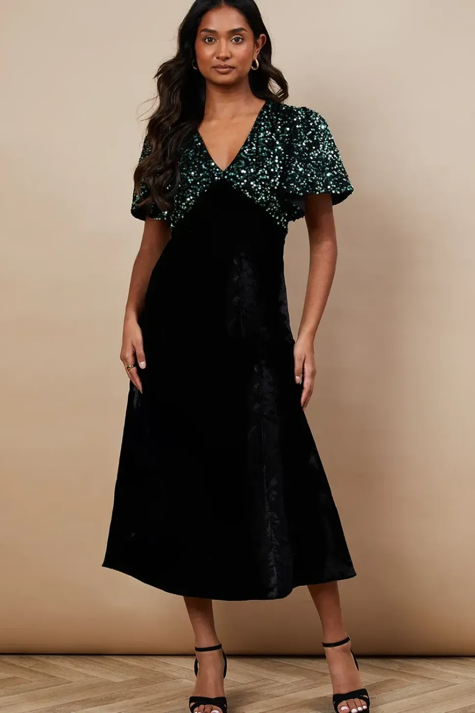 Occasion Velvet Sequin Midi Dress