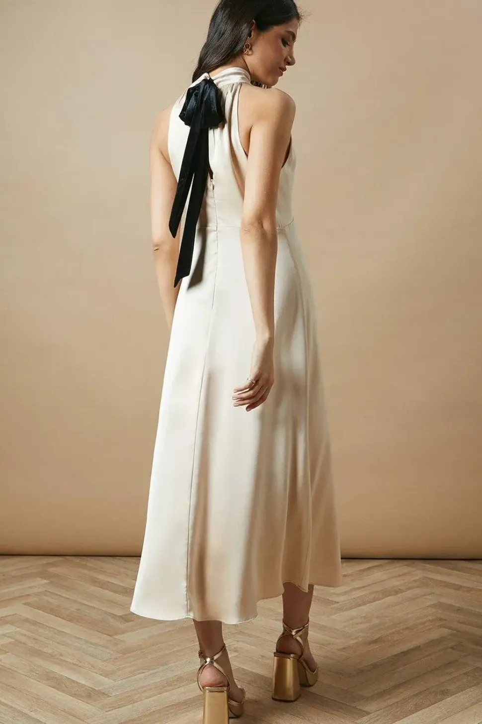 Occasion Velvet Tie Halterneck Midaxi Dress