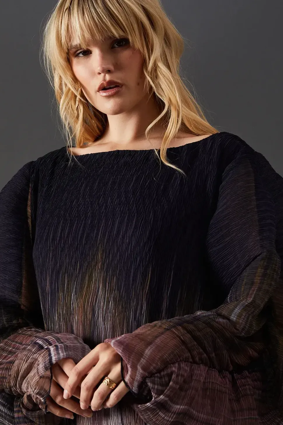 Ombre Plisse Batwing Midi Dress