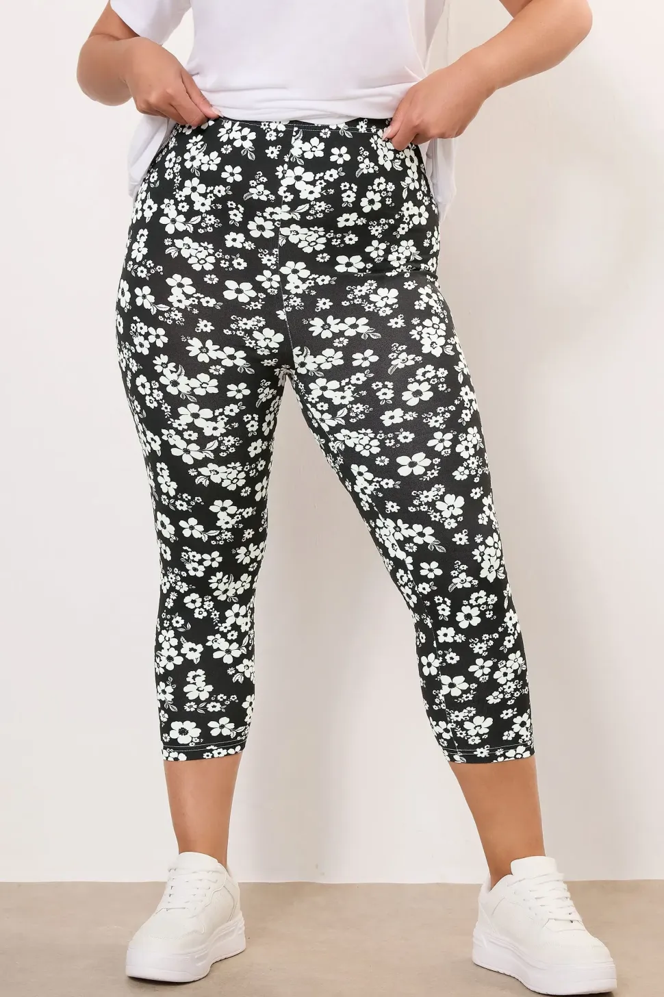 2 Pack Floral Print Cropped Leggings